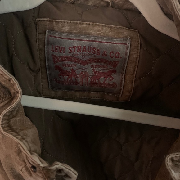 Levi’s Jacket - Picture 4 of 9